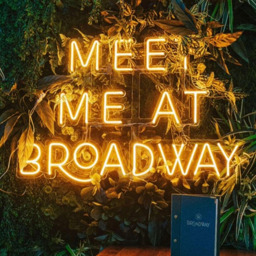 Broadway Bar &amp; Restaurant